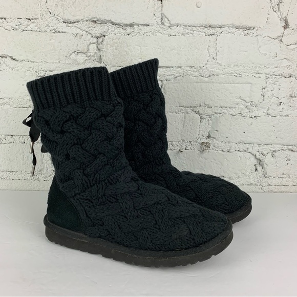 Ugg Isla Black Boot Knit Boots Back Tie Lace Size 8 - Picture 2 of 13